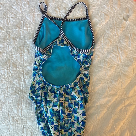 Girls Dolfin swim suit - Picture 3 of 3